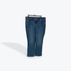 Chico's Define Me Denim Straight Leg Ankle Jeans Size 14R‎ Blue Wash